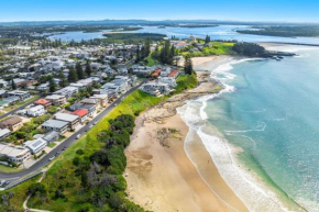 Little Palms, Yamba